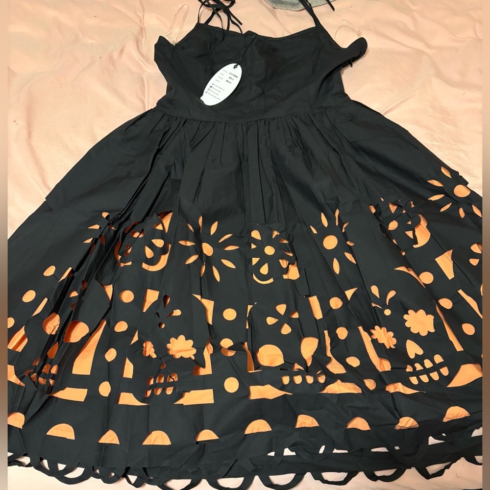 Unique Vintage swing dress - Picture 3 of 10